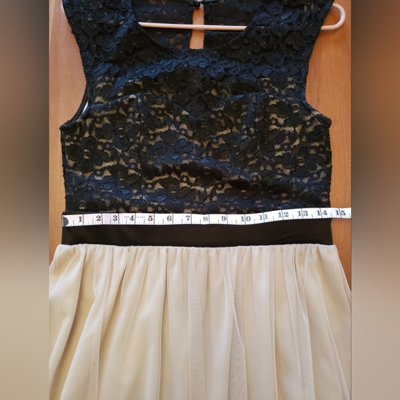 Eclipse Elegant Dress size L - Picture 4 of 6